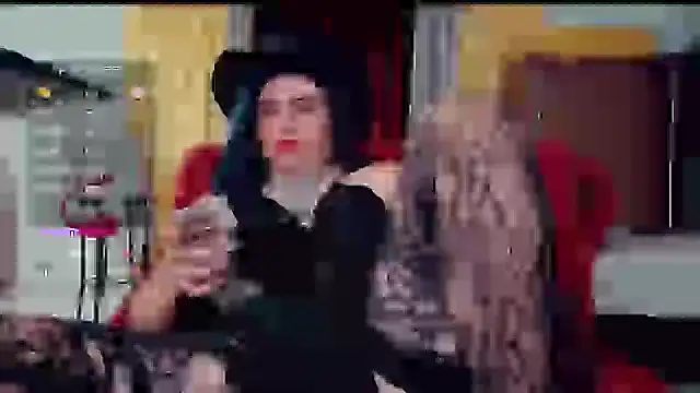 camyl93 online show from September 18, 12:38 am