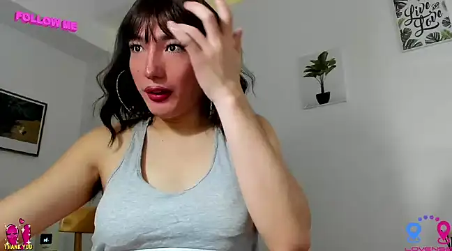 Snapshot of hottycrishina chatting on December 14, 6:35 am hottycrishina online show from December 14, 6:35 am