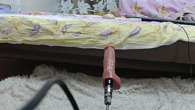 AlinasissyXX online show from December 1, 10:56 pm