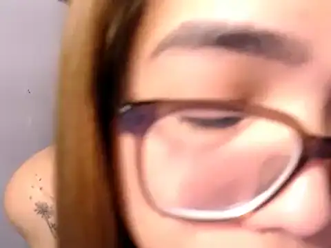 Snapshot of BIG_SAUSAGE_69 chatting on October 4, 1:39 am BIG SAUSAGE 69 online show from October 4, 1:39 am