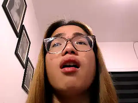 Snapshot of BIG_SAUSAGE_69 chatting on October 14, 1:39 am BIG SAUSAGE 69 online show from October 14, 1:39 am