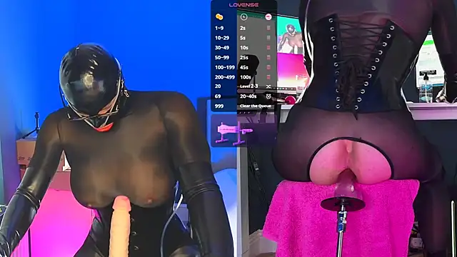 Snapshot of Kinky_JXD chatting on October 18, 1:37 pm Kinky JXD online show from October 18, 1:37 pm