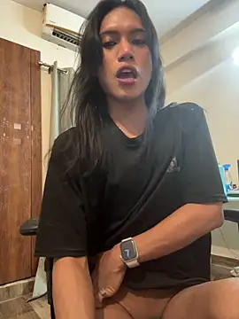 DarlingJenny22 online show from May 26, 9:34 pm