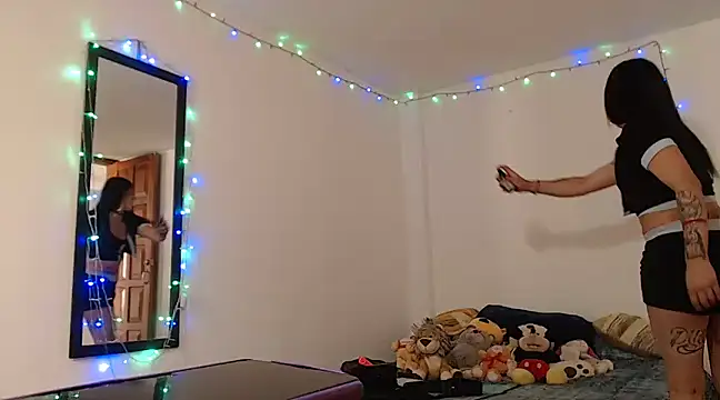 MARIANAWEED online show from March 15, 3:25 pm