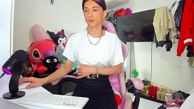 Snapshot of Lawrncesofiets chatting on October 14, 5:58 pm Lawrncesofiets online show from October 14, 5:58 pm