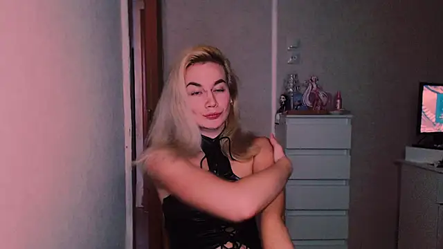 xxxcharismaaa online show from November 5, 8:41 pm