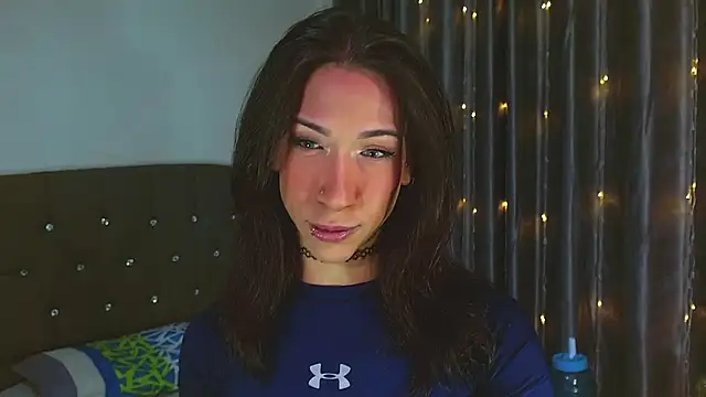 Kenisha Sweet online show from January 15, 1:37 am