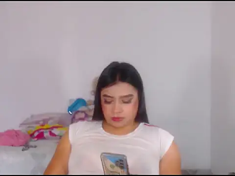 katrinawillff online show from March 5, 4:45 pm