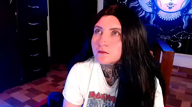 Snapshot of Marieblueeyes chatting on February 2, 1:34 am Marieblueeyes online show from February 2, 1:34 am
