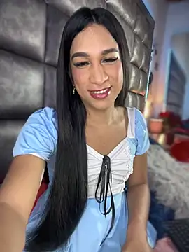 Snapshot of Ashly_Miller chatting on February 25, 7:25 pm Ashly Miller online show from February 25, 7:25 pm