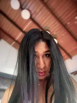 Ashly Miller online show from November 26, 8:11 pm