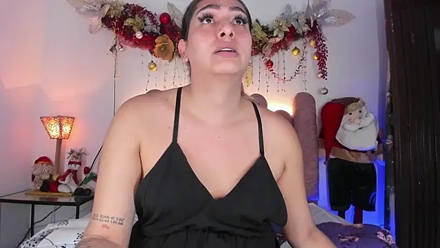Snapshot of ISABELLASSMITH chatting on January 6, 9:11 pm ISABELLASSMITH online show from January 6, 9:11 pm