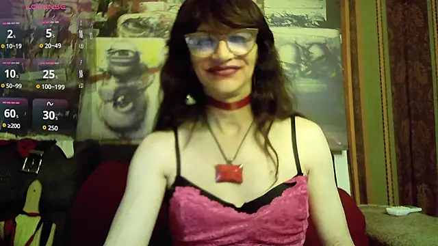 Snapshot of TheBlackWtch chatting on October 11, 4:31 pm TheBlackWtch online show from October 11, 4:31 pm