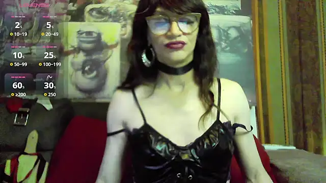 Snapshot of TheBlackWtch chatting on October 16, 5:23 pm TheBlackWtch online show from October 16, 5:23 pm