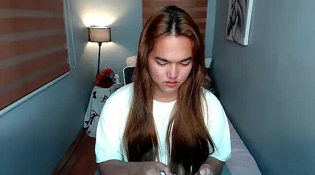 MoaningKylie online show from January 3, 12:43 am