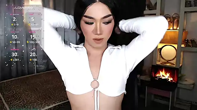 Local Hoelyx online show from December 12, 7:59 pm