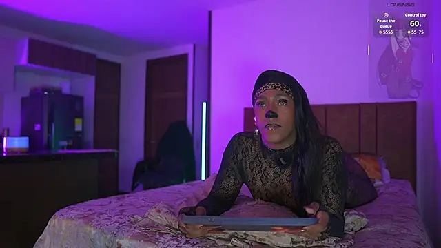 AmberRaus online show from October 28, 1:14 am