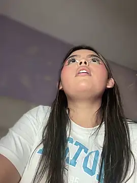 Snapshot of Lia_sexx chatting on December 5, 6:06 pm Lia sexx online show from December 5, 6:06 pm