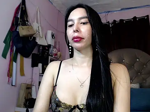 TSDESIREcindy29 online show from September 19, 10:21 am