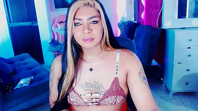 violet bigcock774 online show from October 19, 7:28 pm