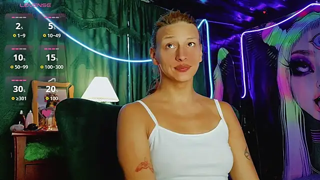 Summer XO online show from March 15, 10:24 pm