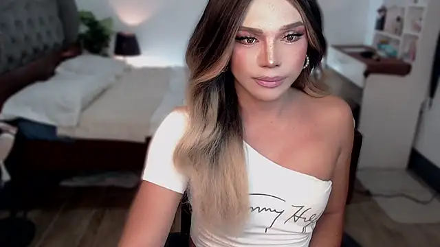 Snapshot of liaa_lurrecams chatting on October 19, 3:04 pm liaa lurrecams online show from October 19, 3:04 pm