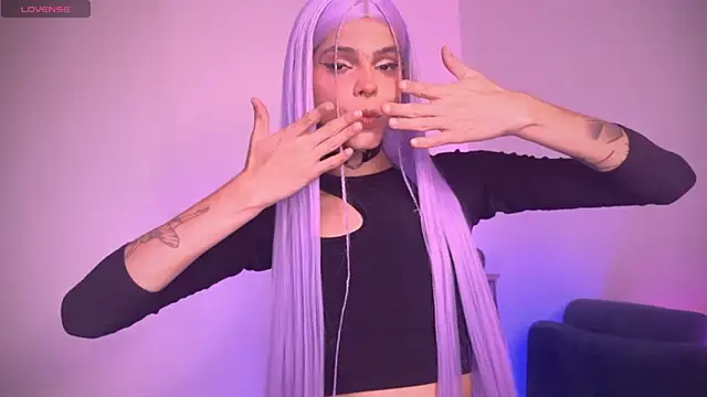 Snapshot of Varya_Ferreira chatting on February 27, 2:42 am Varya Ferreira online show from February 27, 2:42 am