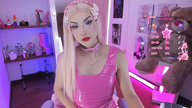 alessandrathedoll online show from February 7, 6:45 pm