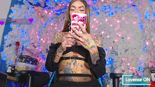 dannabigdirty1 online show from March 15, 4:30 pm