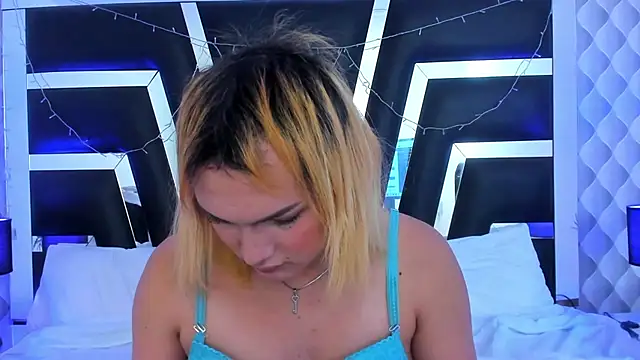 Snapshot of katya_kozlov chatting on September 11, 5:04 am katya kozlov online show from September 11, 5:04 am