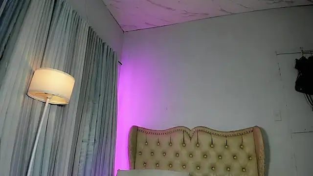 BoaHancockx online show from March 15, 3:26 pm