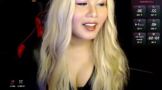 stacey wills44 online show from December 13, 6:00 am