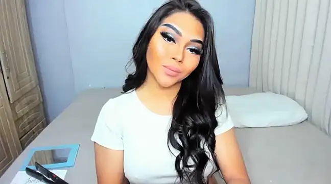 Snapshot of shantal_r0mance chatting on February 2, 2:06 am shantal r0mance online show from February 2, 2:06 am