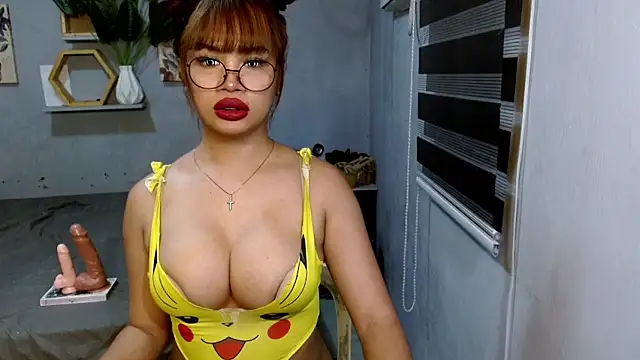 Snapshot of temptationlollipop chatting on December 21, 8:28 am temptationlollipop online show from December 21, 8:28 am