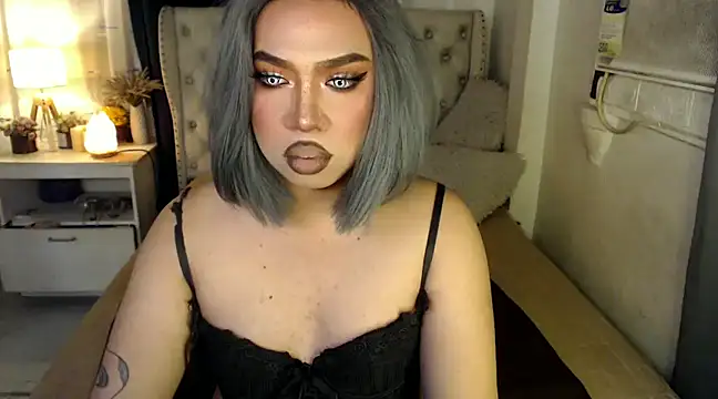 RebecaNextToYou online show from January 18, 5:09 pm