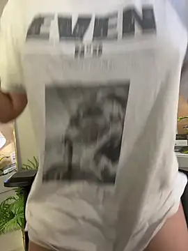 HotstuffCherrySummer online show from February 5, 5:52 am