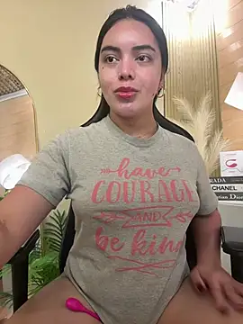 HotstuffCherrySummer online show from March 15, 8:11 am