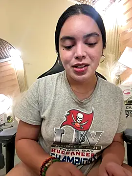 HotstuffCherrySummer online show from October 11, 8:49 am