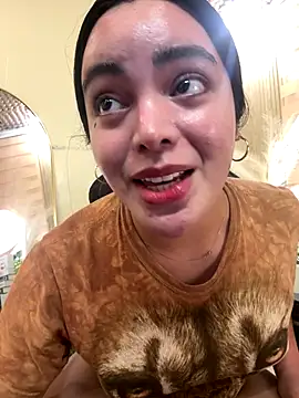 HotstuffCherrySummer online show from October 19, 10:40 am