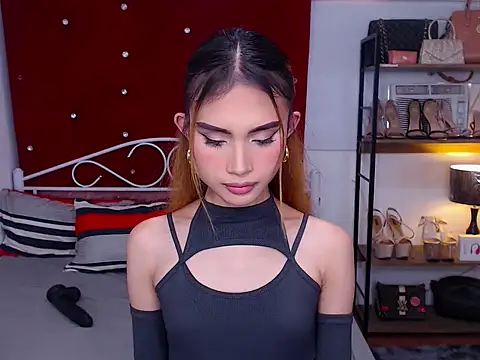 MeatyhorsecockMistress online show from February 6, 8:31 am