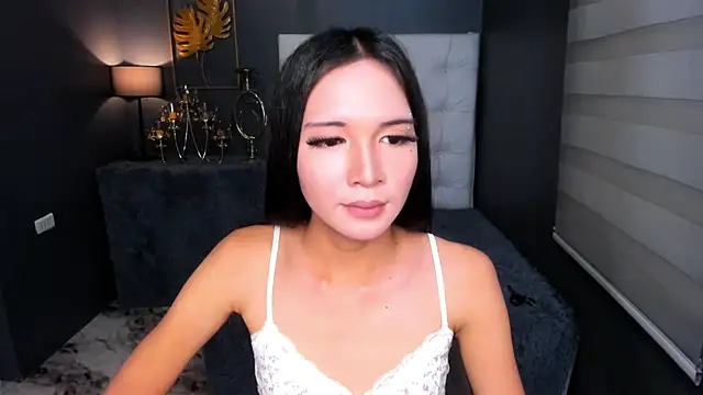 ErinSmith7inches TS online show from February 12, 10:10 am