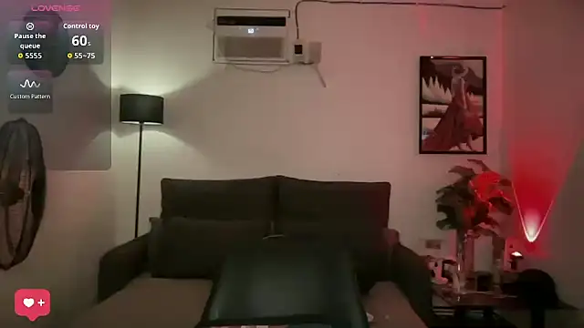 Bella Gordon online show from January 15, 6:34 am