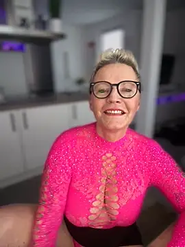 German Milf online show from October 12, 1:13 pm