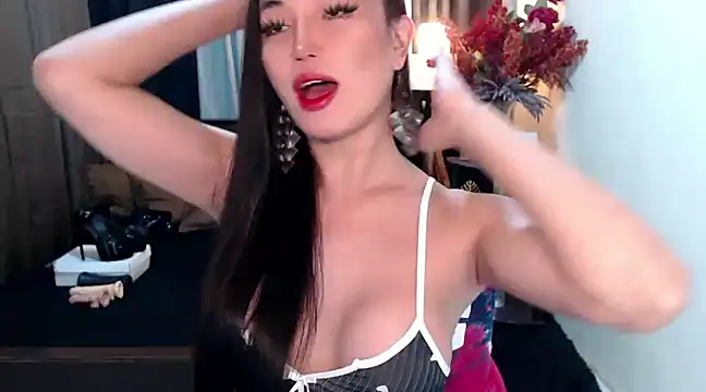 Snapshot of Dhalia_Gomez06 chatting on March 1, 6:48 am Dhalia Gomez06 online show from March 1, 6:48 am