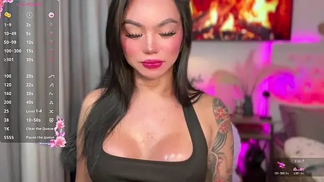 sassy olivia online show from December 18, 6:35 pm