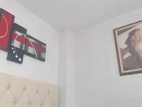 gatasexlucy online show from April 8, 4:08 pm