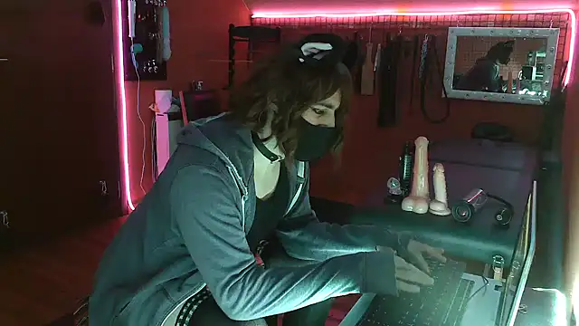 Ginny-the-bdsm-nympho online show from January 19, 5:28 pm