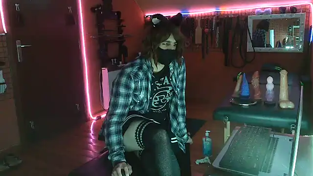 Ginny-the-bdsm-nympho online show from July 30, 5:12 pm