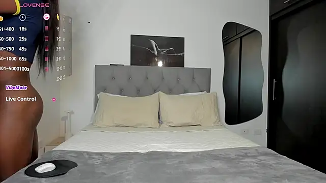 CHAYBLACK online show from March 21, 7:51 pm