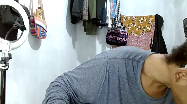 angelamarie1 online show from March 17, 2:03 am